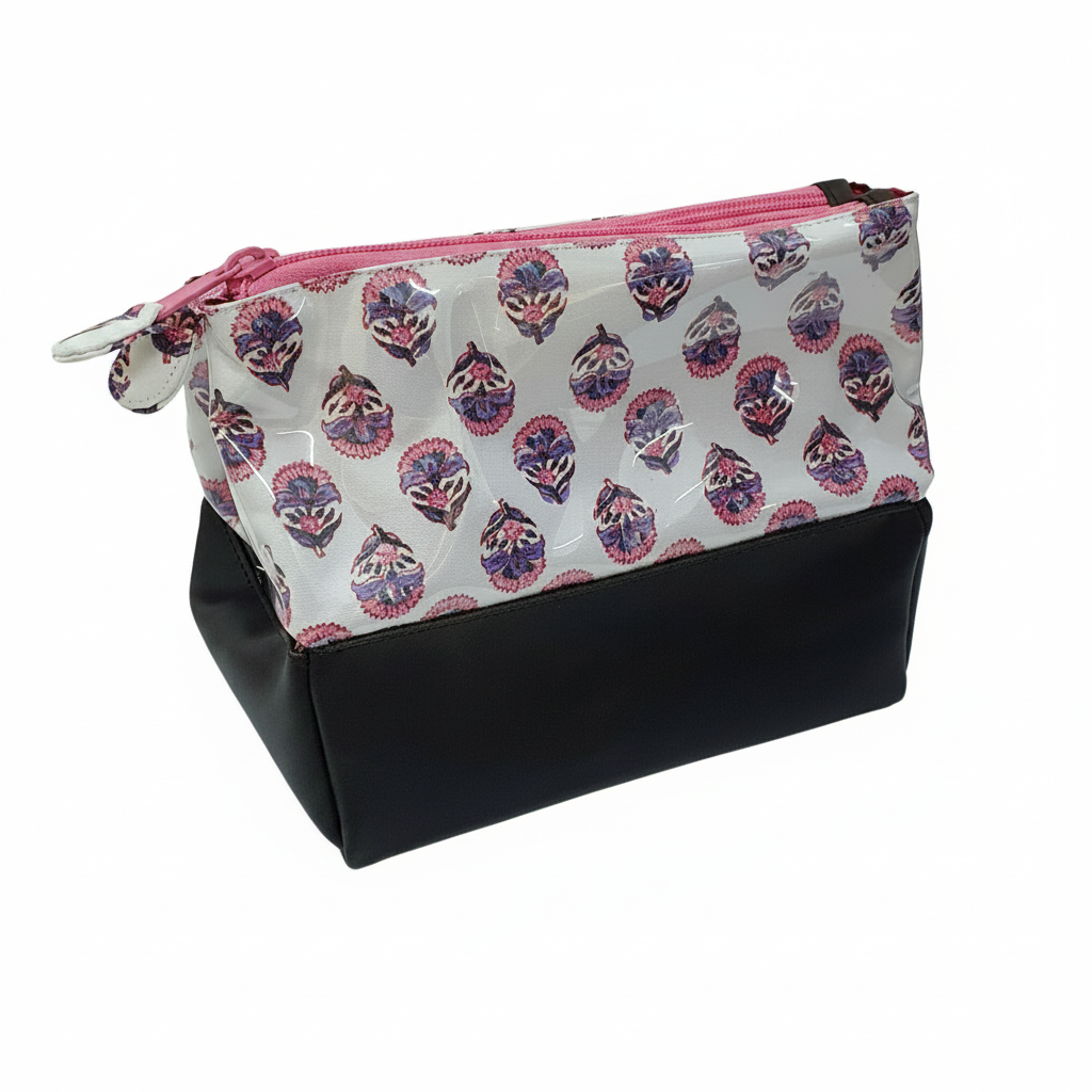 Pyramid Pouch